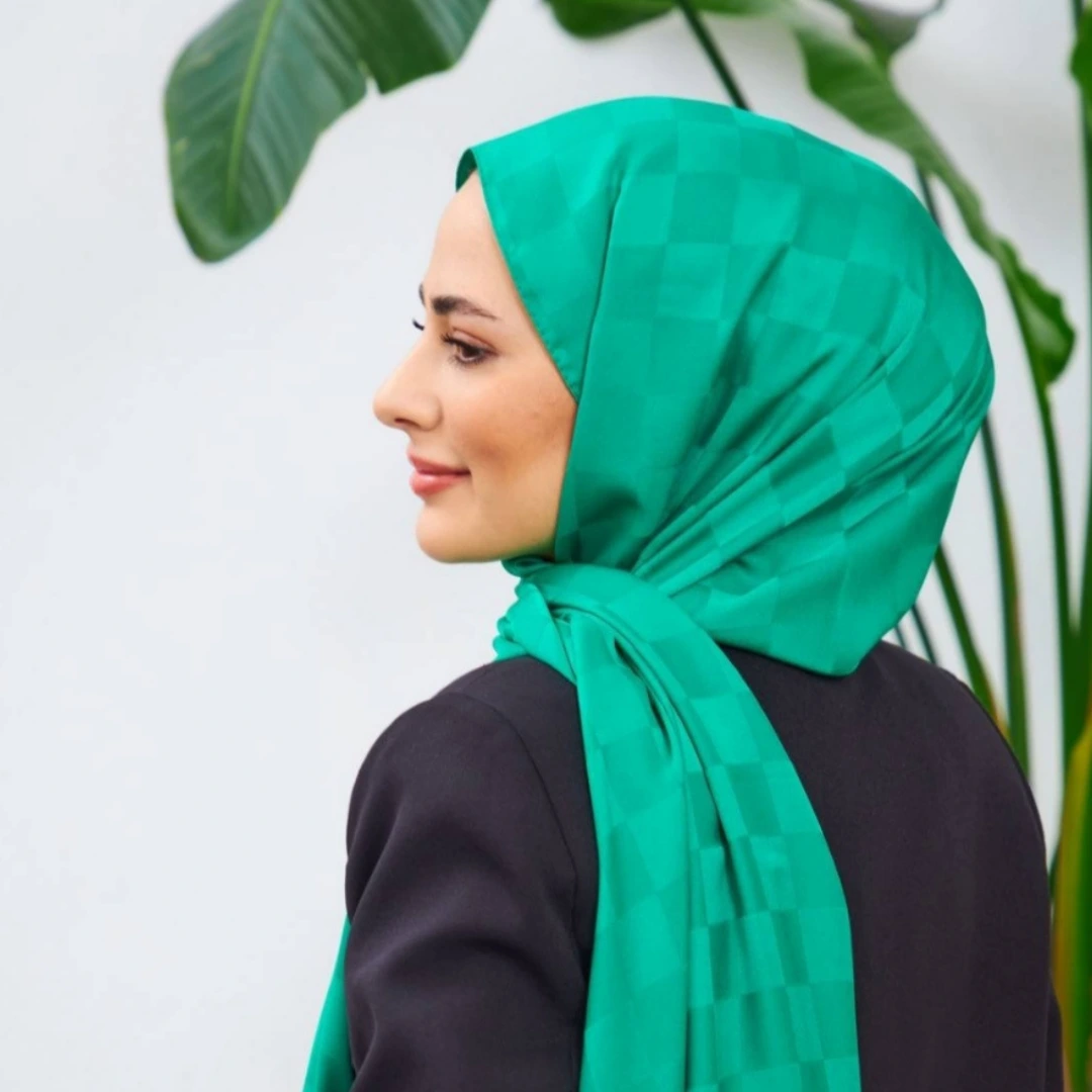 ipeksi dama jakar şal benetton yeşili nisa scarf